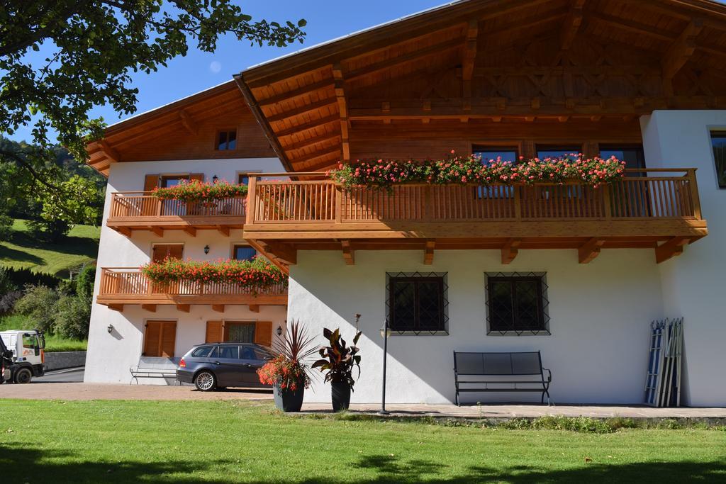 Appartaments Hatzlhof Sterzing Buitenkant foto