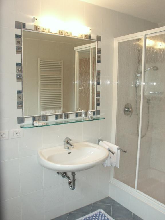 Appartaments Hatzlhof Sterzing Kamer foto