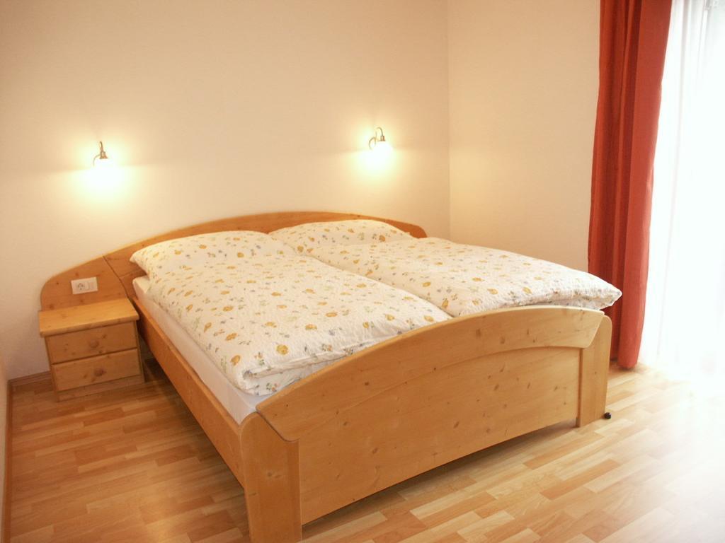 Appartaments Hatzlhof Sterzing Kamer foto